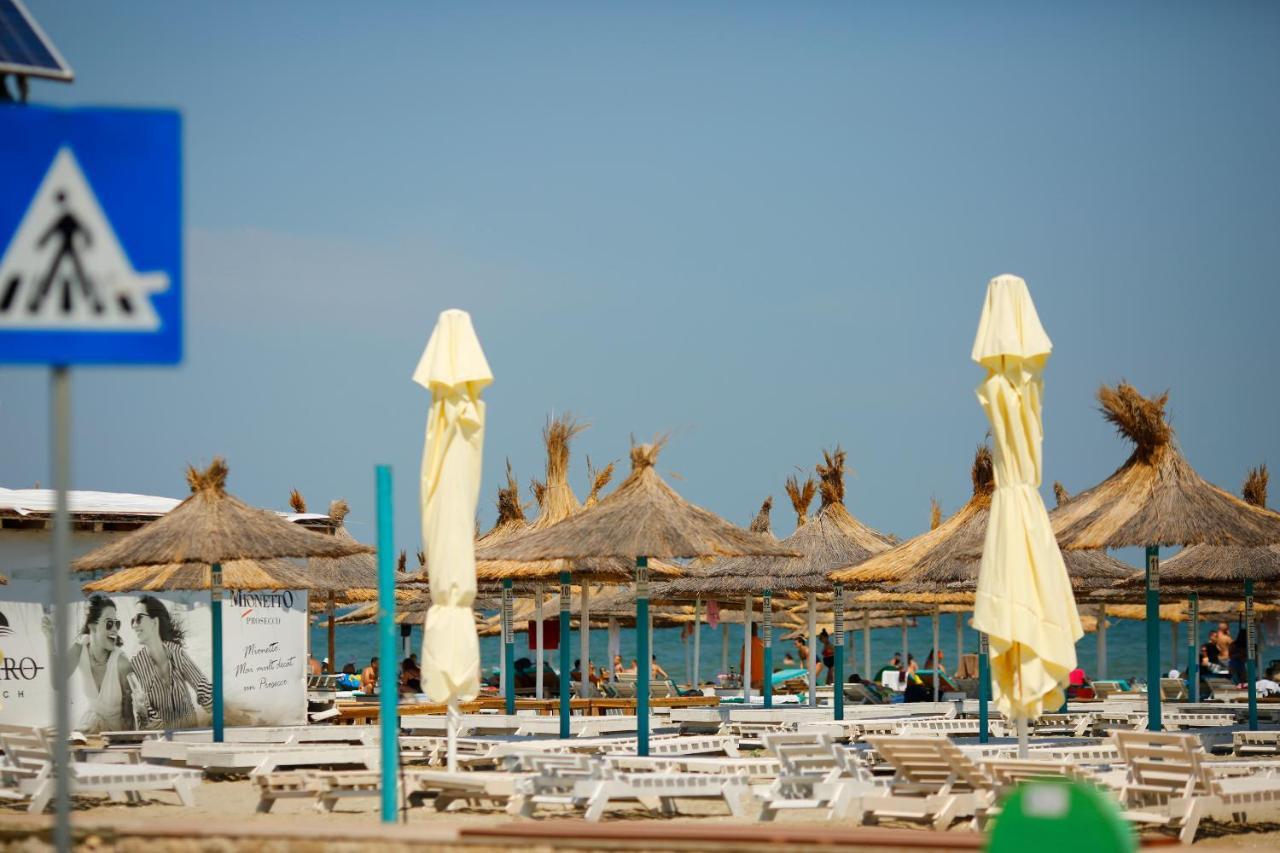 فندق Casa Coral Mamaia Nord Năvodari المظهر الخارجي الصورة